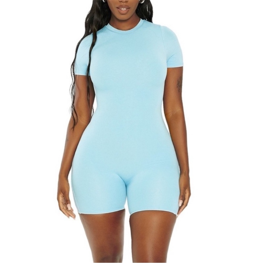 Naked Wardrobe Mama Malik’s Sky Blue Short Sleeve Romper Small NWT
